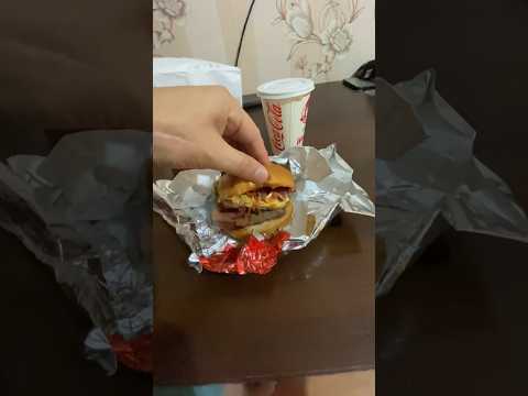 Видео: Халял ли е бургерът с хихо?