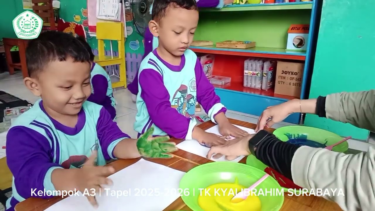 Eksperimen Mencampur Warna | Kelompok A | Tapel 2025-2026 