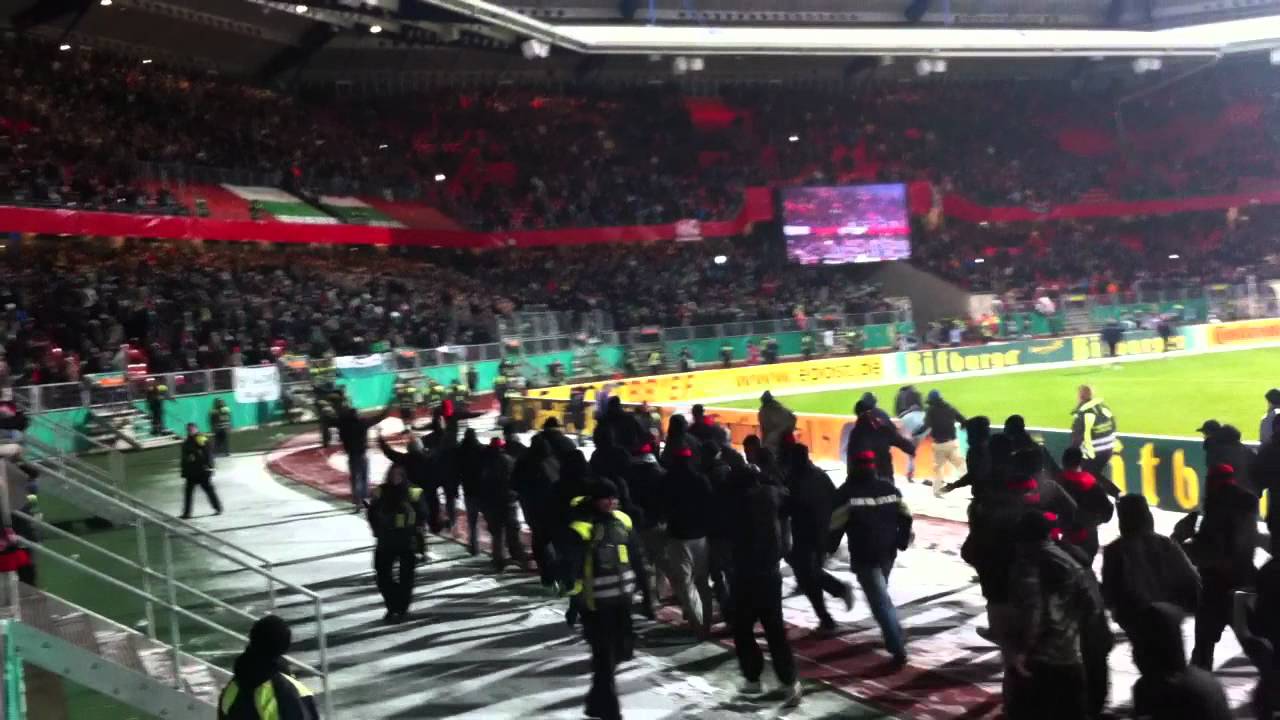 1.FC Nürnberg - SpVgg Greuther Fürth 20.12.11 Dritte Halbzeit