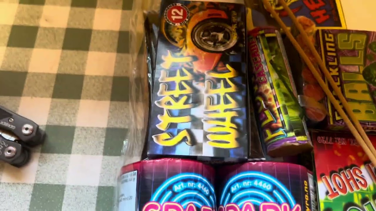 Unboxing av Monster pack fra Nova Pyrotechnics 