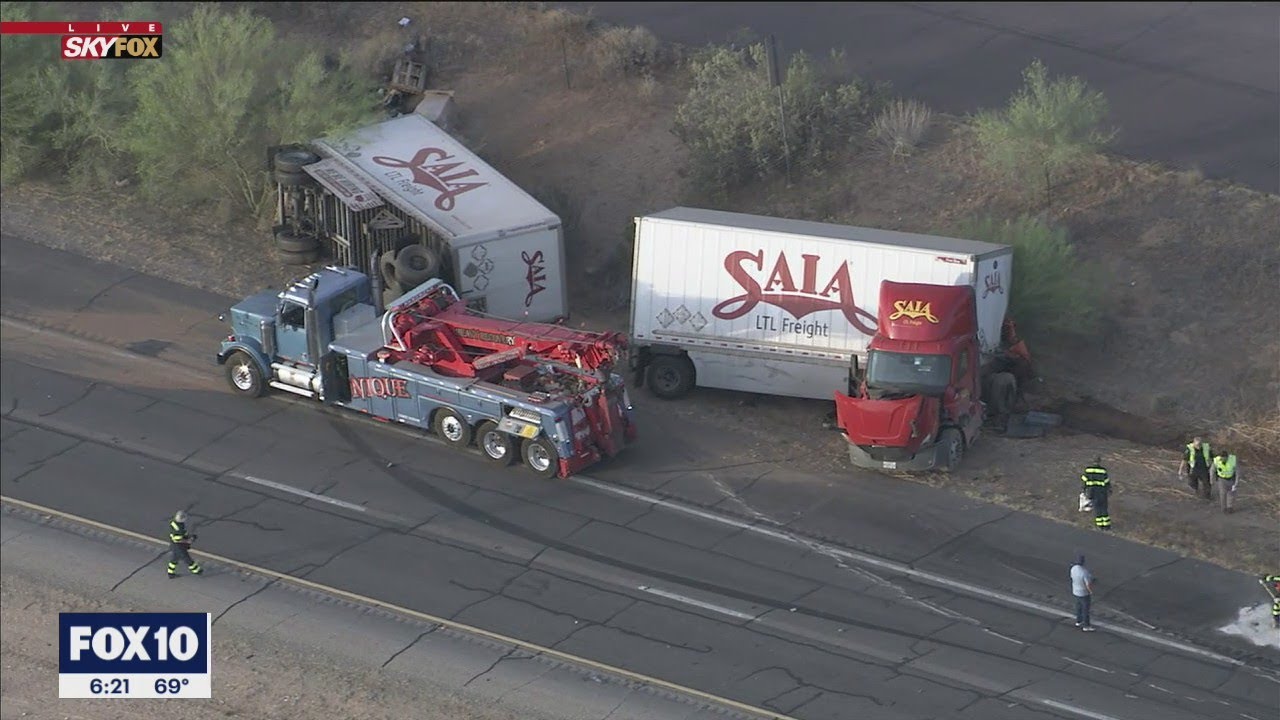 Deadly wrong-way crash closes US 60 northwest of Phoenix