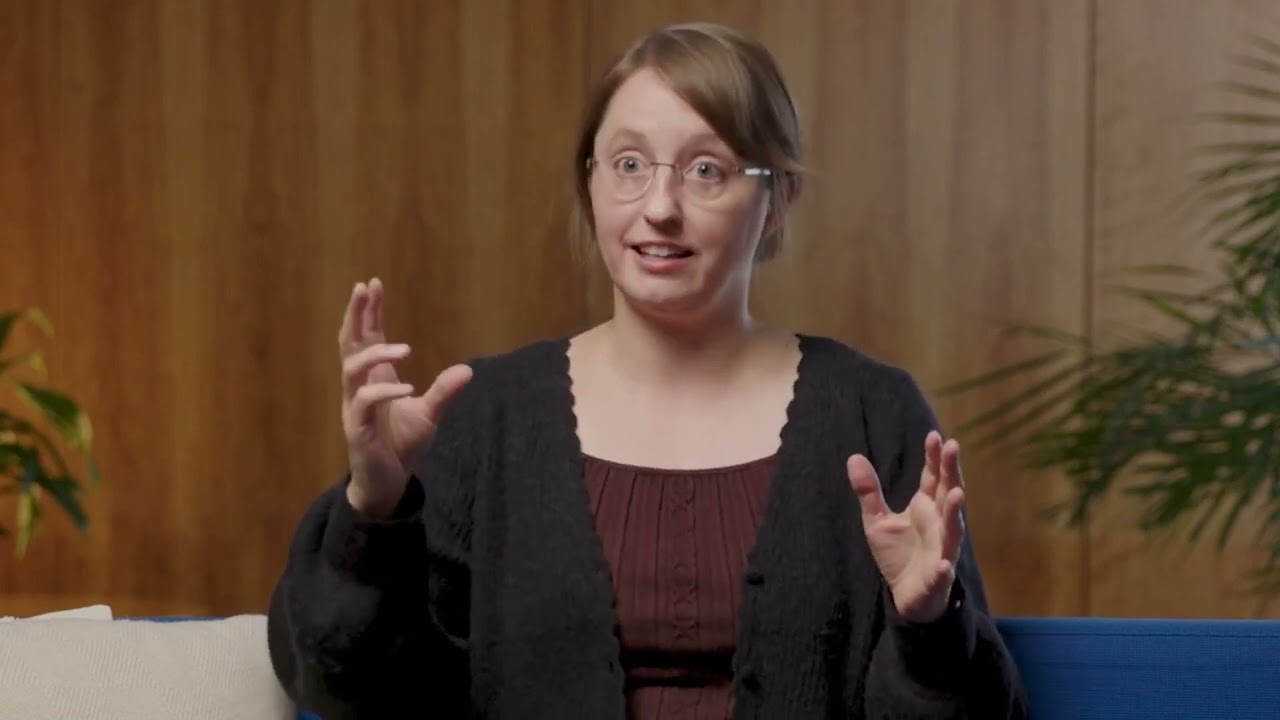 The Difference Between Animal & Artificial Intelligence | Marta Halina | Diverse Intelligences