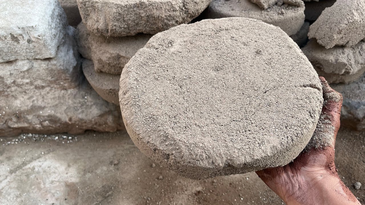 New || Brown Sand Moon cakes Floor crumbling asmr dry and crispy sounds asmr
