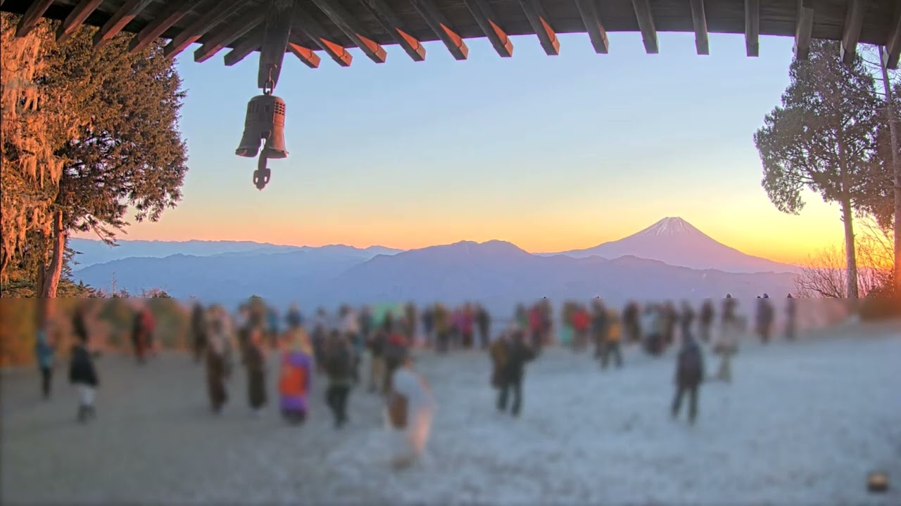 【4K】2025年1月1日 七面山（標高1,982m）から見た富士山