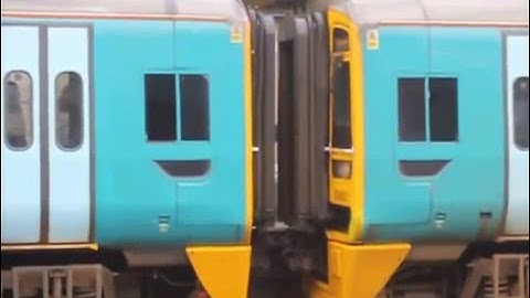 Class 158 Coupling At Cardiff Central