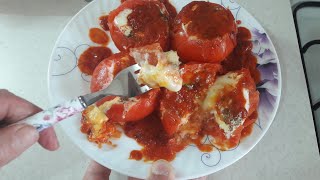Sabah Kahvaltilarinizda Vazgeçi̇lmez Domates İçi̇nde Omlet Tari̇fi̇ Favori̇ni̇z Olacak