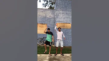 CAI DE PERNA ABERTA 2 GORDINHO BOLADÃO MC DANINHO TROVÃO NO BEAT 