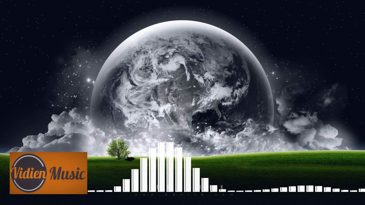 Guarda Dreamcasts - Moonlit (Awesome song) | Space chill su YouTube Guarda Dreamcasts - Moonlit (Awesome song) | Space chill su YouTube