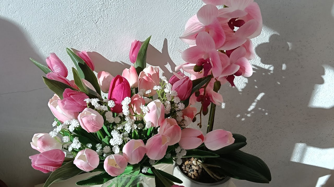 Abrian's vlog is live!FLEXING MY BEAUTIFUL FLOWERS