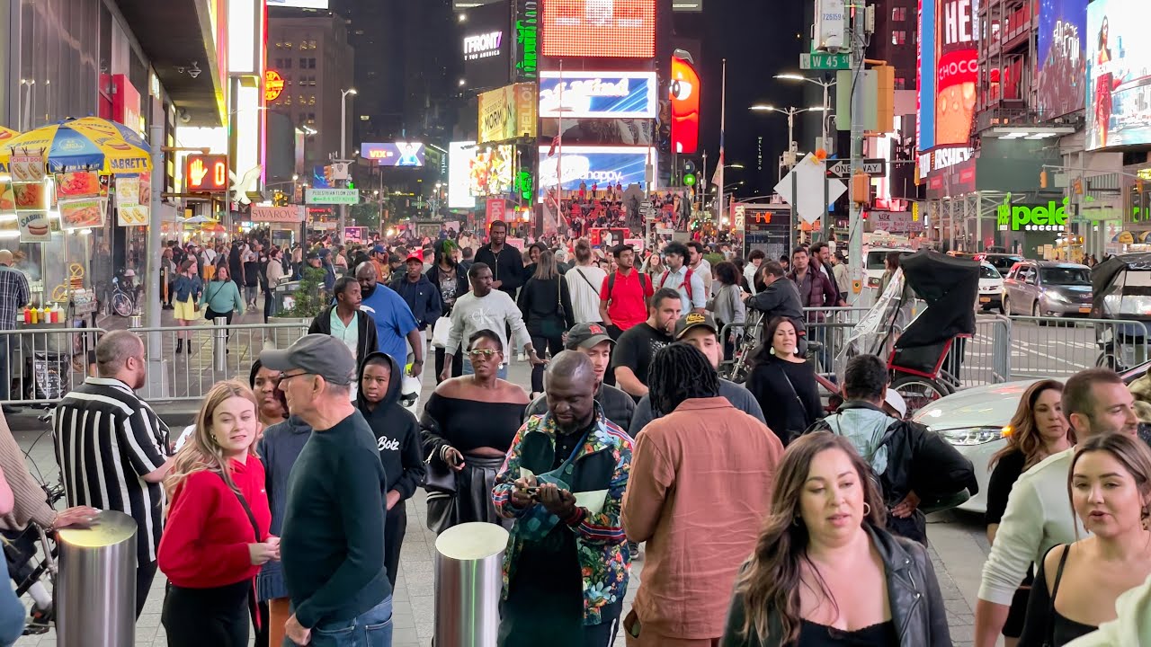 🇺🇸Live from NYC(05.18.2022): Walking and Exploring Manhattan Late Night