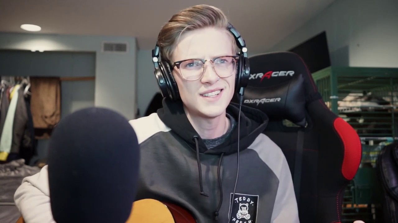 Briston Maroney Fools Gold (acoustic cover) YouTube