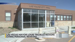 Las Vegas mayor resigns, police chief on administrative leave