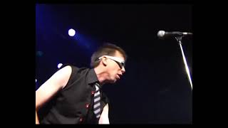 The Toy Dolls - My Girlfriend's Dad's  A Vicar  live at Tivoli Utrecht 2004