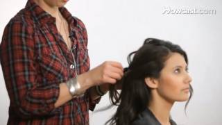 How to Get the Half-Up, Half-Down Look | Cute Hairstyles screenshot 4