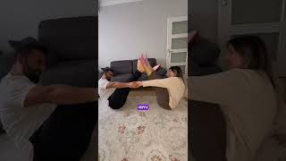 Kimler yapabilir? 👇🏽 #yoga #komik #aile #evlilik #challenge