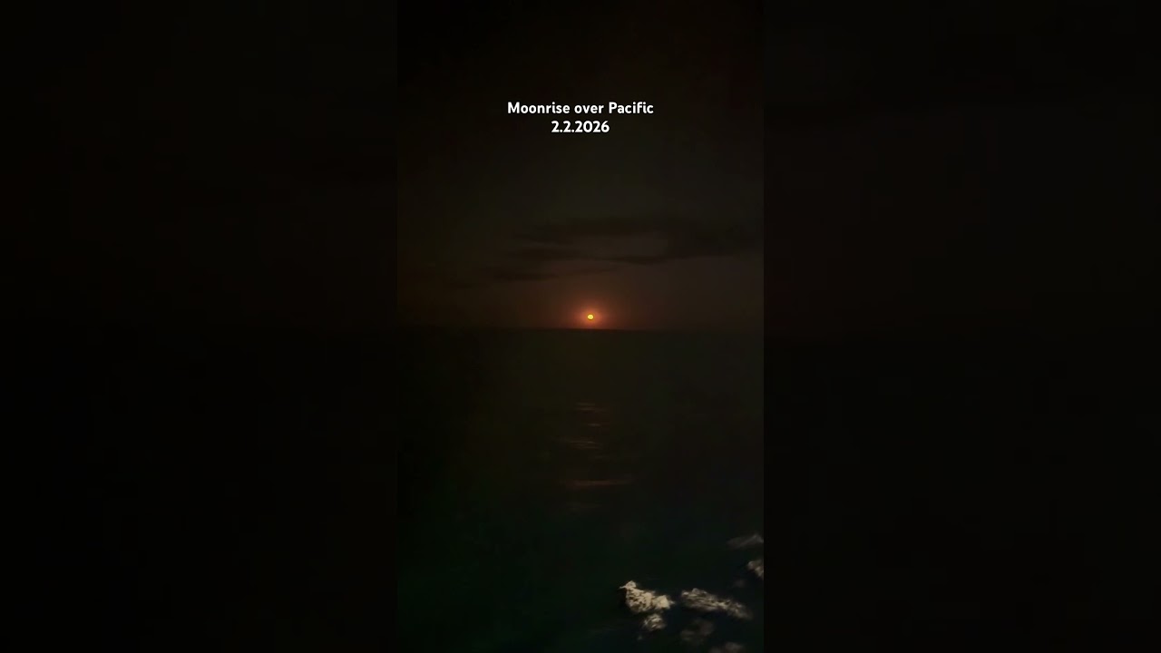 Moonrise #islandprincess #princess #pacificocean #moonrising