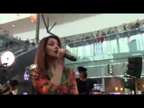 Jannika B -