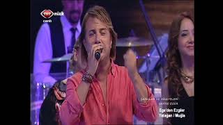Çatılmış kaşlarınla kime düşman gibisin -  Gökhan Sezen