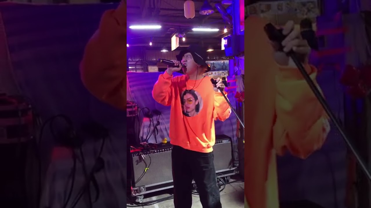 KUNG 龔敬文 時間 live @萬華大鬧熱 adlı videoyu YouTube'da izle KUNG 龔敬文 時間 live @萬華大鬧熱 adlı videoyu YouTube'da izle