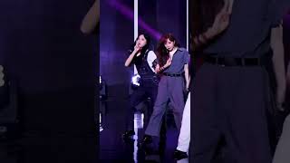 4K 트리플에스 설린 Girls Never Die (걸스네버다이) 직캠 tripleS sullin 'Girls Never Die' stage mix fancam (무대 교차 편집)