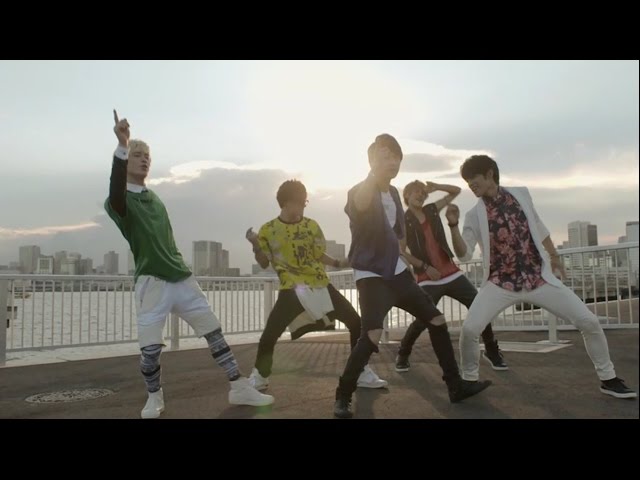 在 YouTube 上观看 BEE SHUFFLE「LOVE YOUR SMILE」MV (Short Version）