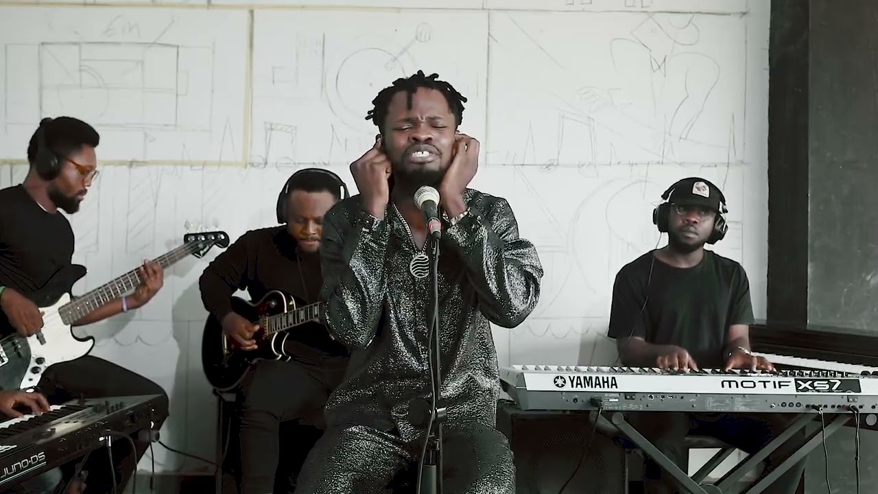 Guarda Fameye  - Questions (Live Session) su YouTube