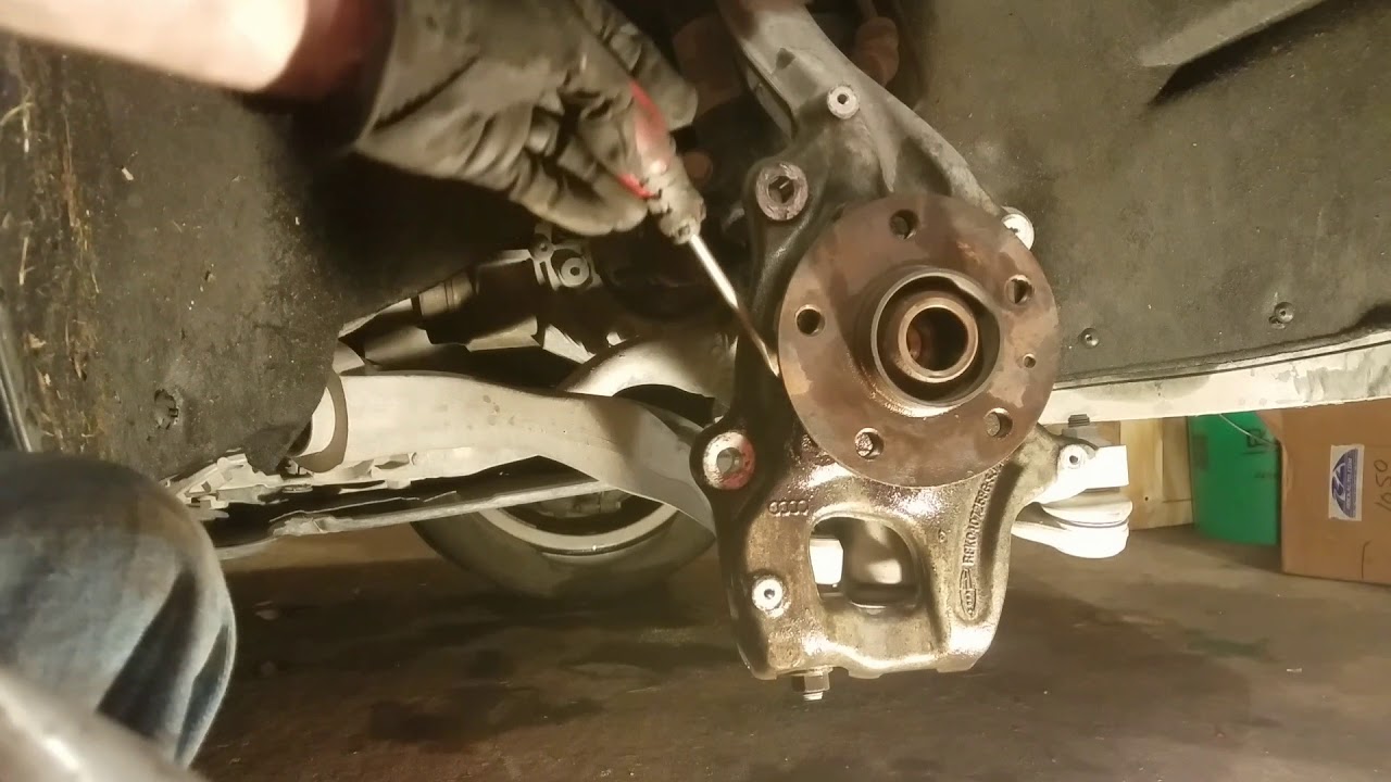 Audi A 4 B 7 Rear Wheel Bearing Replacement