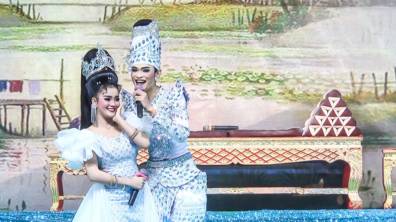 เดือนคว่ำเดือนหงาย พระเอกสายัณห์​   นางเอกอมรรัตน์   ลูกอ่างทอง