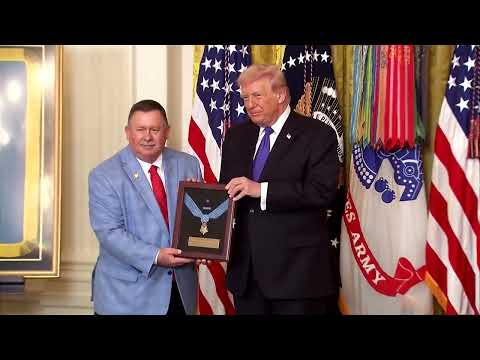 Trump awards the Medal of Honor to three US soldiers