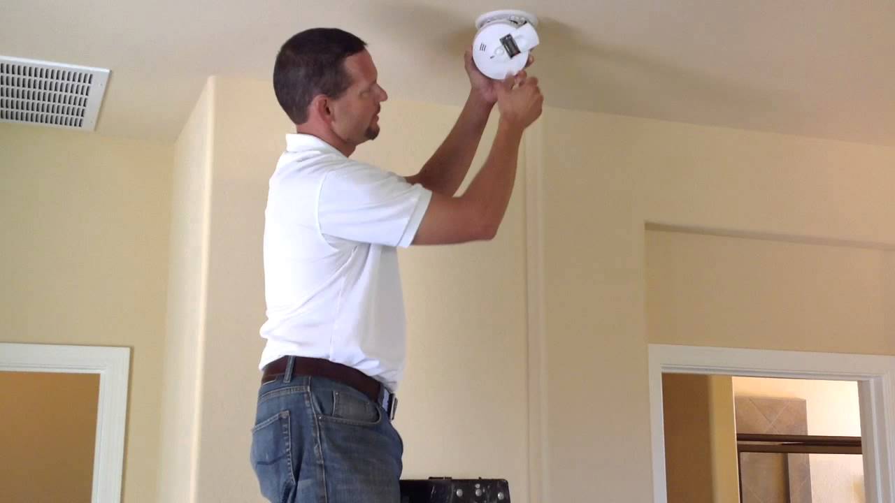 How to Change a Battery in a Smoke Detector - Elliott Homes Helpful Homeowner Tip - YouTube