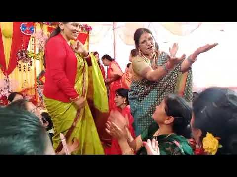 🙏🙏बन्ना बन्नी गाने #पर किया खूब डांस💃💃💃🌹🌹🌹 एक बार जरूर देखें 🙏🙏और चैनल को ससक्राइब जरूर करें🌹🌹