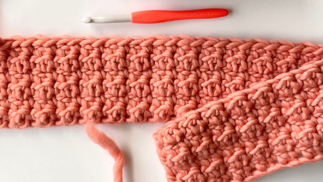 4 Fun Stitches for Chunky Crochet Cowls - Daisy Farm Crafts