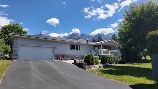 Inside a Stunning Fairmont Hot Springs Real Estate Listing with RV Parking & 5-Car Garage