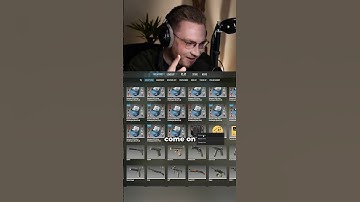 opening my secret CS2 inventory after 5 years 😳