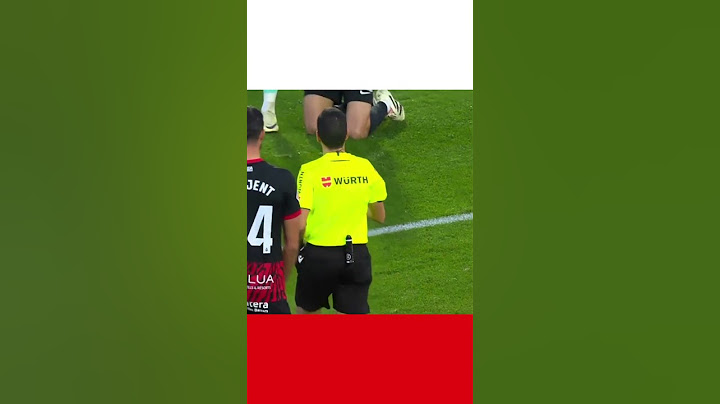 Copete yellow for signalling for VAR in Mallorca vs Girona