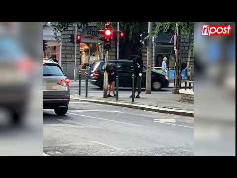 Még az iskolások is ledöbbentek: Lecsapott a bika, ezúttal a Harminckettesek terén ...
