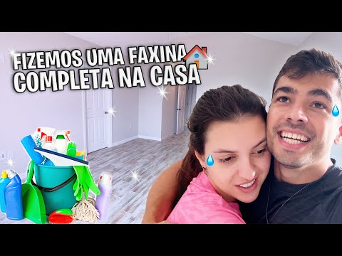 Fizemos a primeira faxina completa da casa.