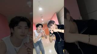 #NTX #시하 님에게 포위된 밤 ❤️‍🔥@NTX_OFFICIAL_ #XODIAC #소디엑#DAVIN #다빈#엔티엑스 #XIHA