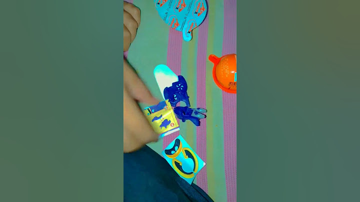 bat wheels kinder Joy trying ❤️#yummy