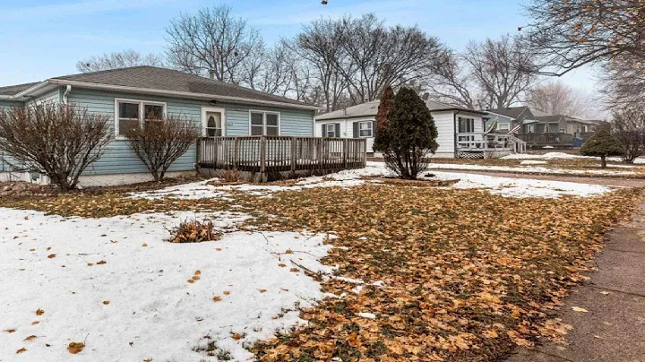 937 S Thompson Ave, Sioux Falls, SD Presented by Dave Mettler Real Estate Team.