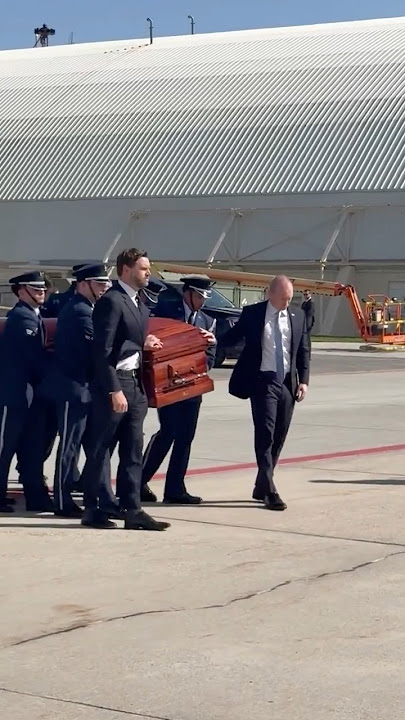 JD Vance escorts Kirk's casket onto Air Force Two