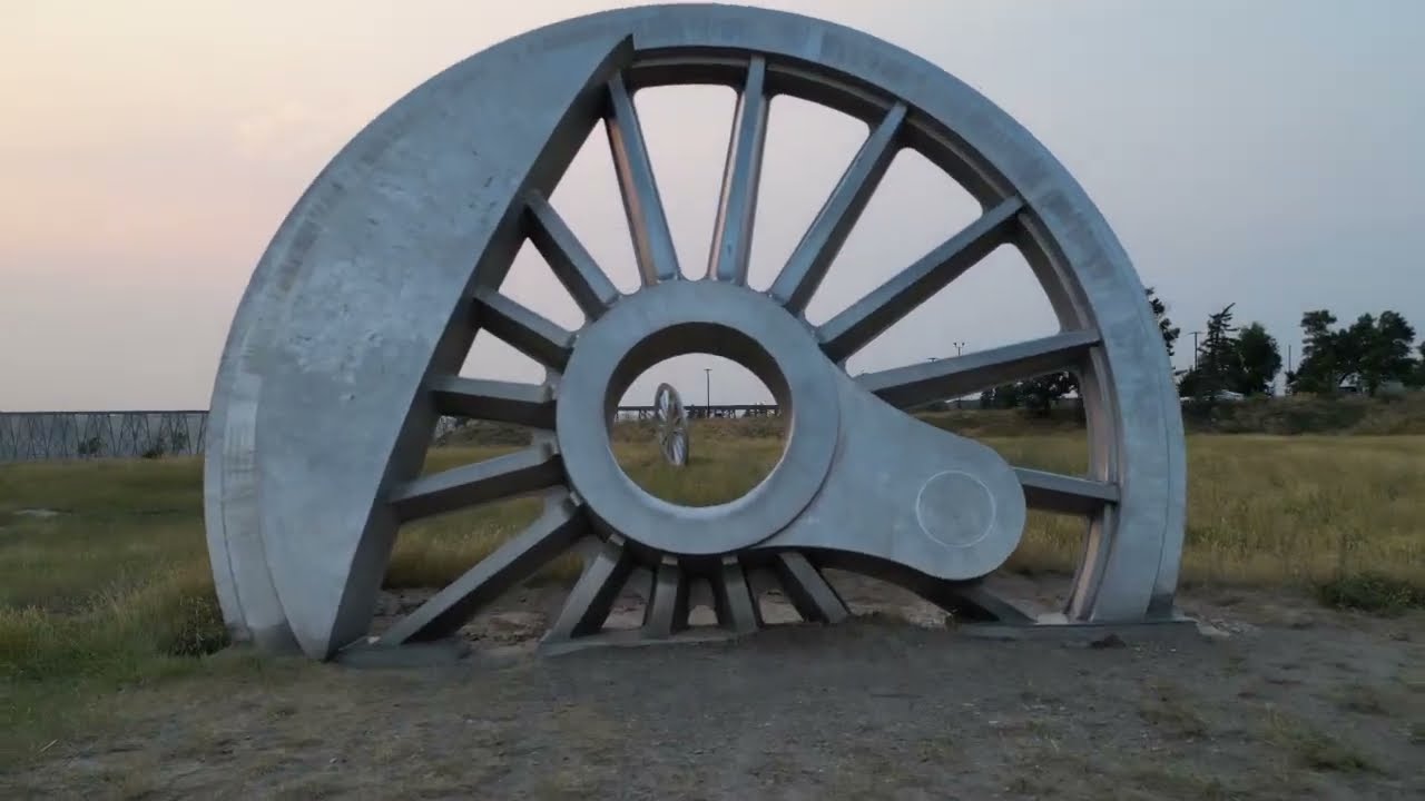 STUNNING Drone Flight Footage of Train Bridge (Viaduct) Lethbridge