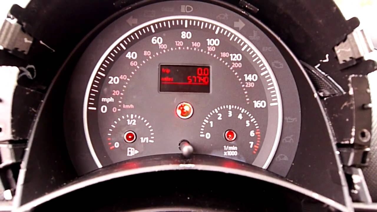 2008 Beetle: Re-Install Instrument Cluster