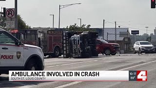 4 people, including 2 EMS workers injured after crash overturns ambulance