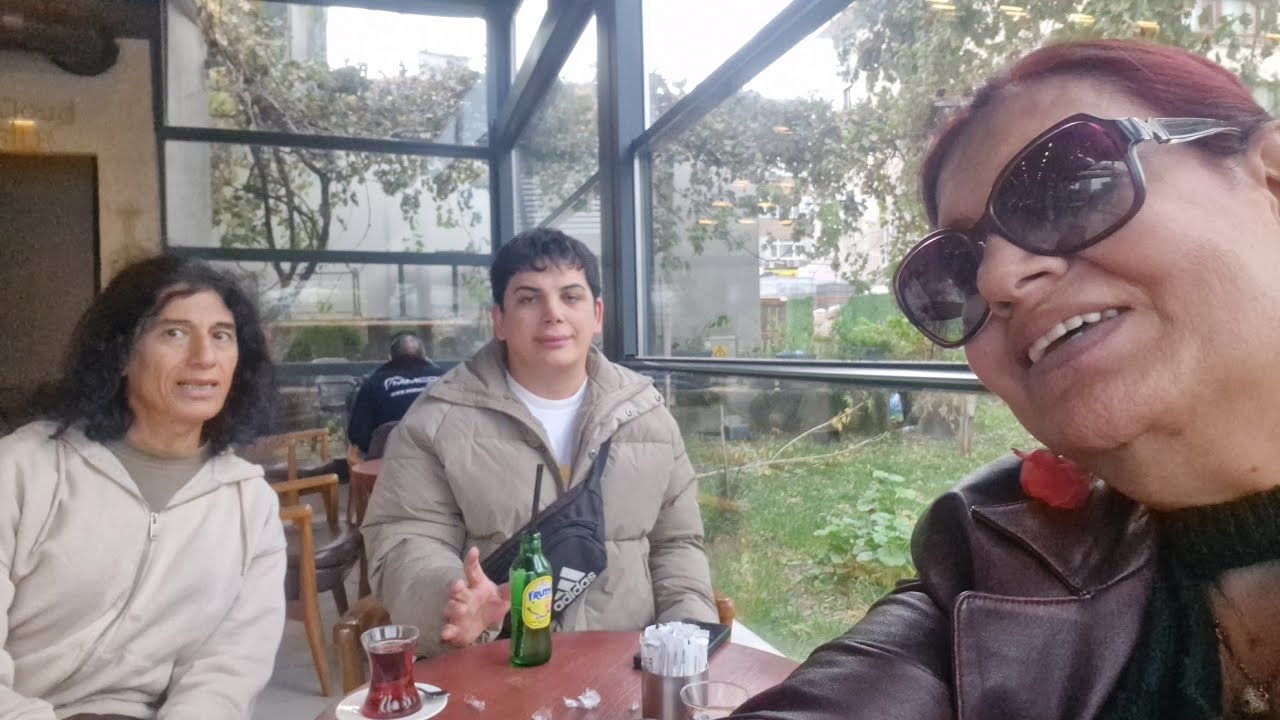 YEMEK TARİFİ   KAVGASI   BEN BİLİRİM