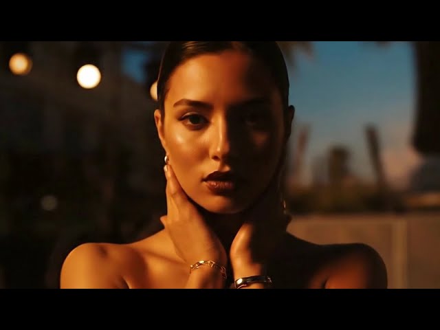 Watch Ivan Russo - Se Siente (Experimental AI Music Visual) on YouTube Watch Ivan Russo - Se Siente (Experimental AI Music Visual) on YouTube