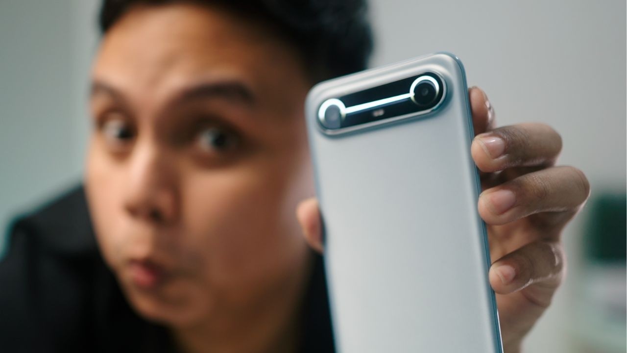 ဆယ်သိန်းအောက် ကမ္ဘာ့အပါးဆုံးဖုန်း