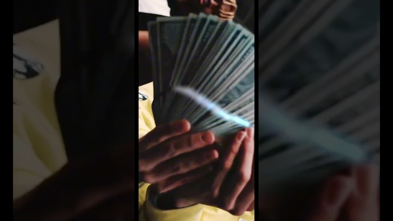 Lil shine caught slipping up on ig live 😭😭