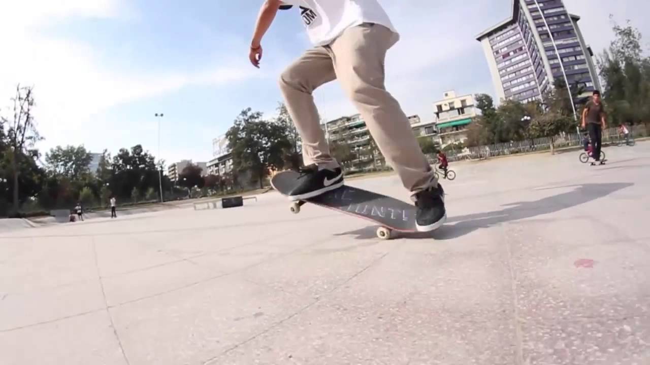 Flattricks Pivot Skate Mag - Mario Luraschi