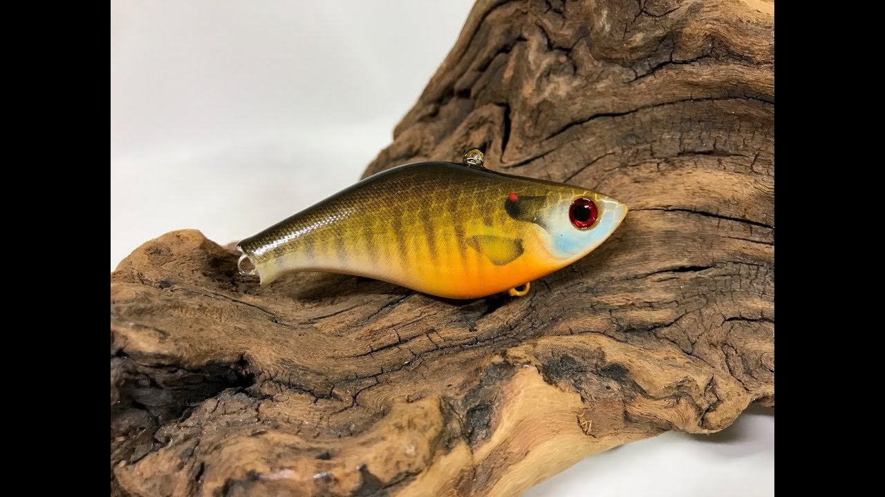 Painting a Realistic Blue Gill Crankbait 